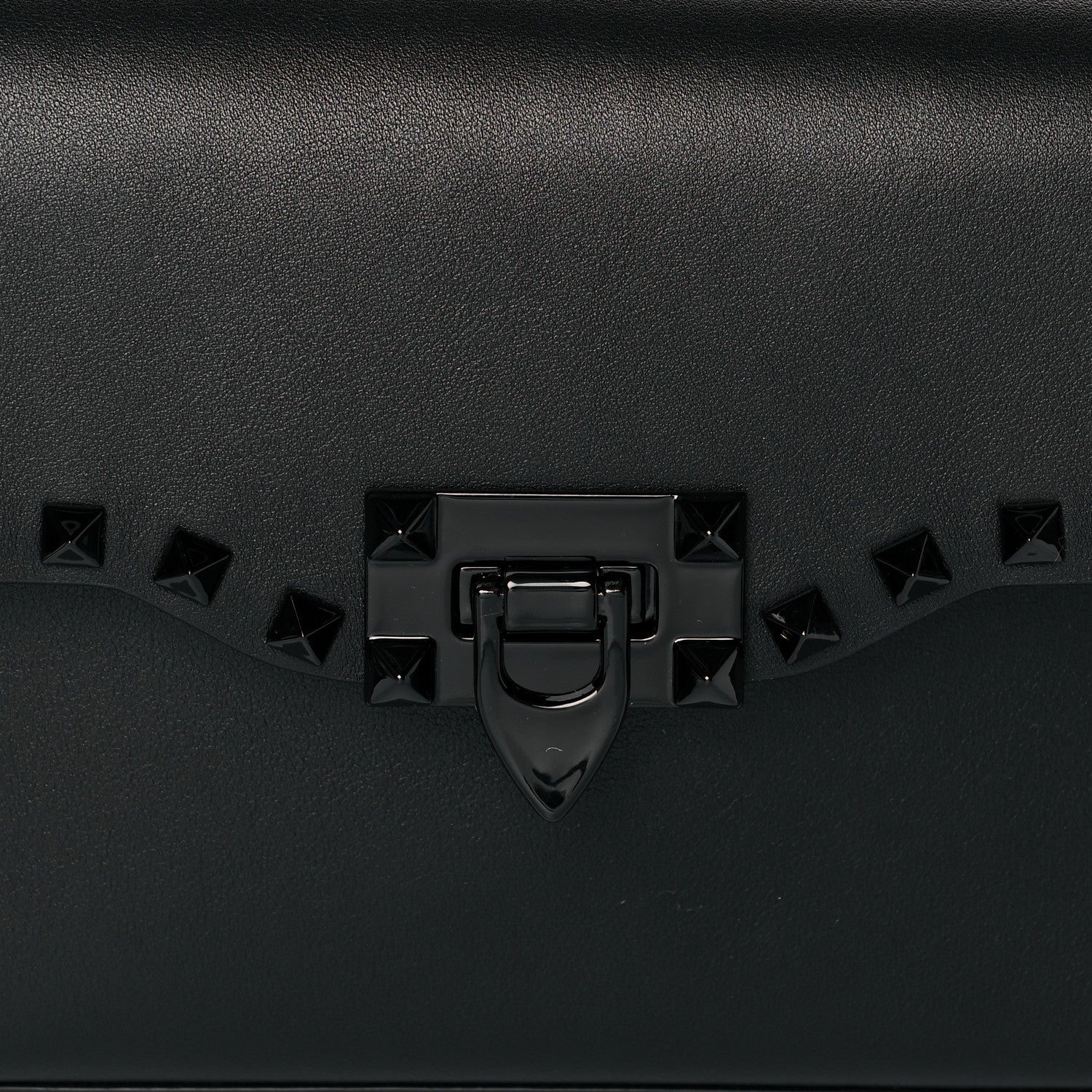 Valentino Garavani Vitello Monochrome Medium Rockstud Flip Lock Crossbody Bag Black 7 of 9