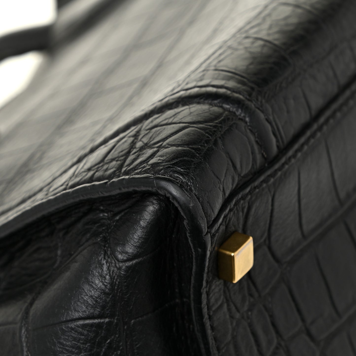 Crocodile Embossed CELINE Calfskin Crocodile Embossed Medium Phantom Luggage Black Medium Phantom Luggage Black