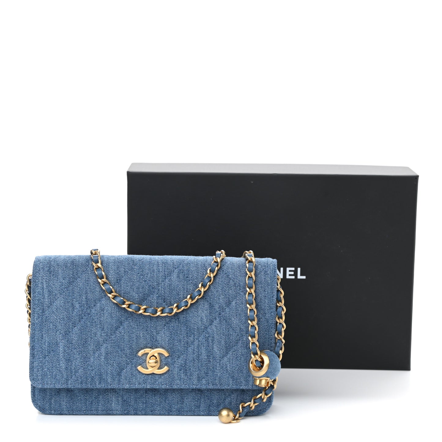 Denim Quilted CC Pearl Crush Wallet On Chain WOC Blue