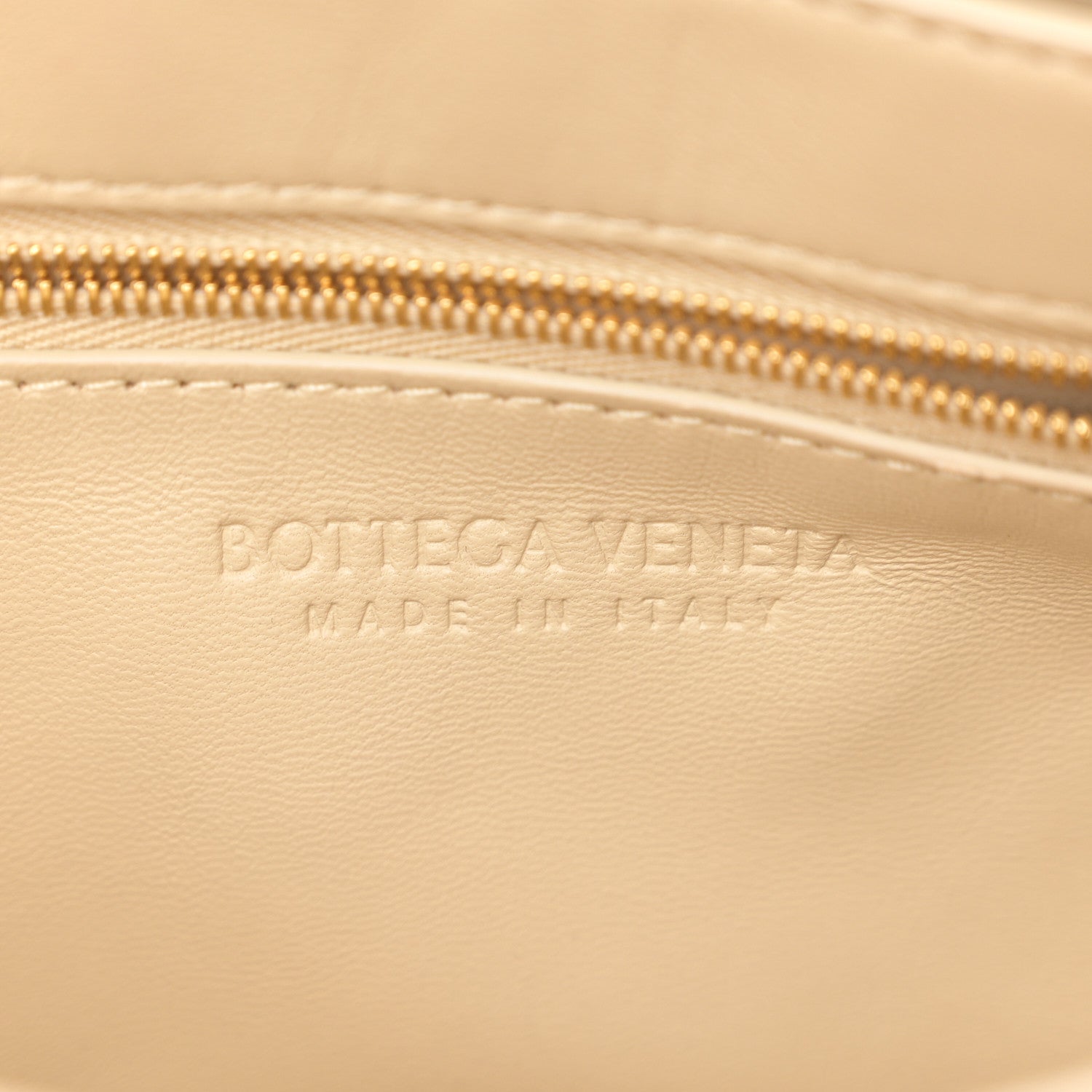 Bottega Veneta Brushed Calfskin Intrecciato Cassette Bag Porridge 6 of 15