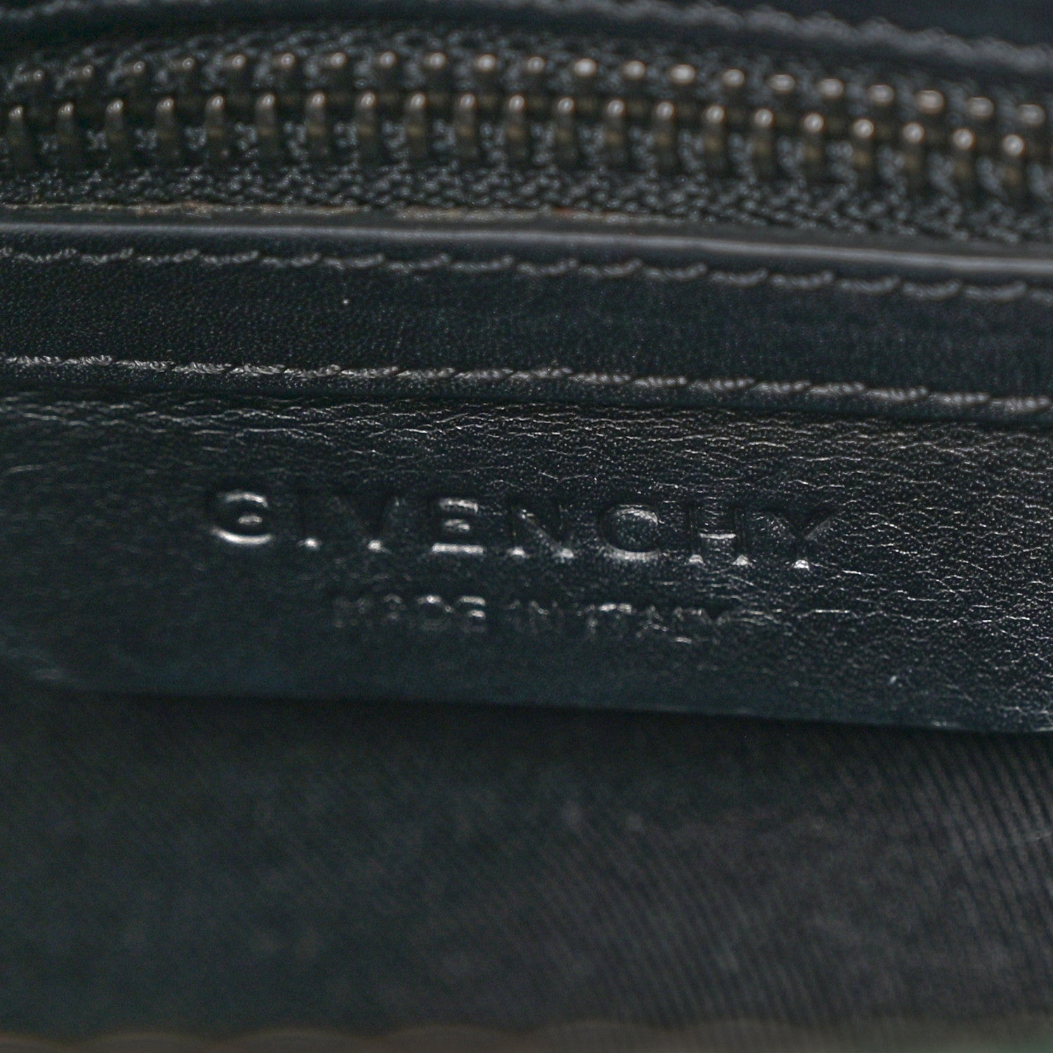 Givenchy Shiny Lord Calfskin Small Antigona Emerald 6 of 11