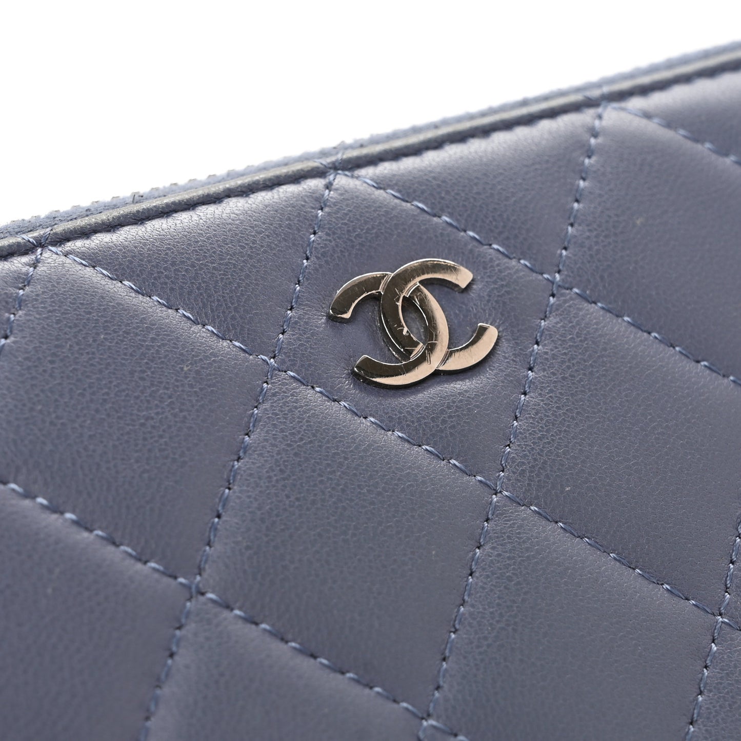 Lambskin Quilted Large Gusset Zip Around Wallet Lavender
