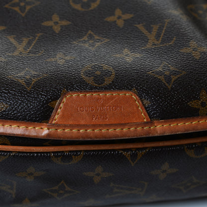 Louis Vuitton Monogram Menilmontant MM 7 of 17