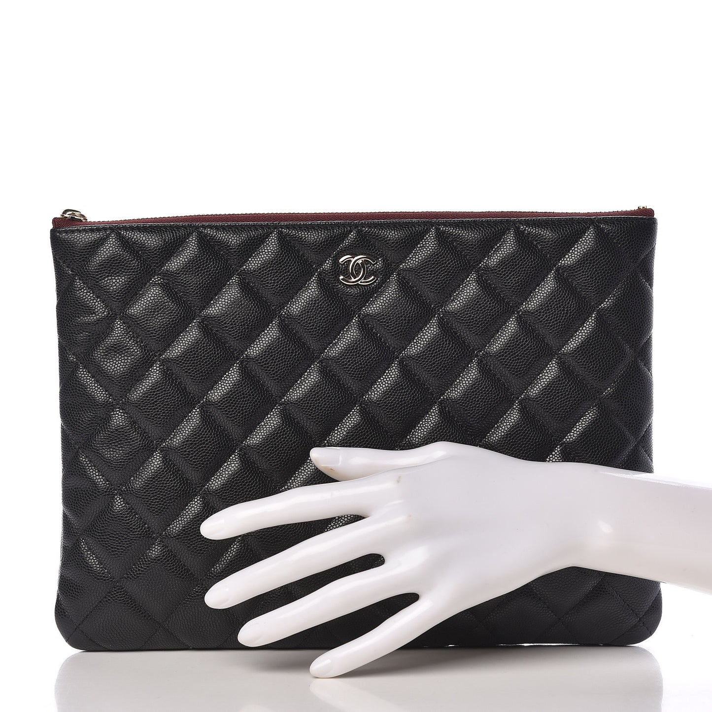 Caviar Quilted Medium Cosmetic Case Black