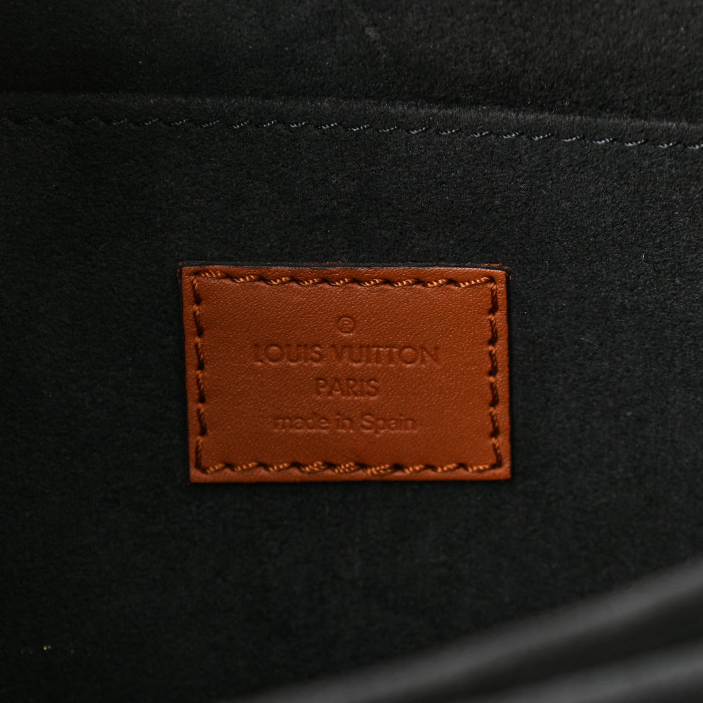 Reverse Monogram Dauphine MM