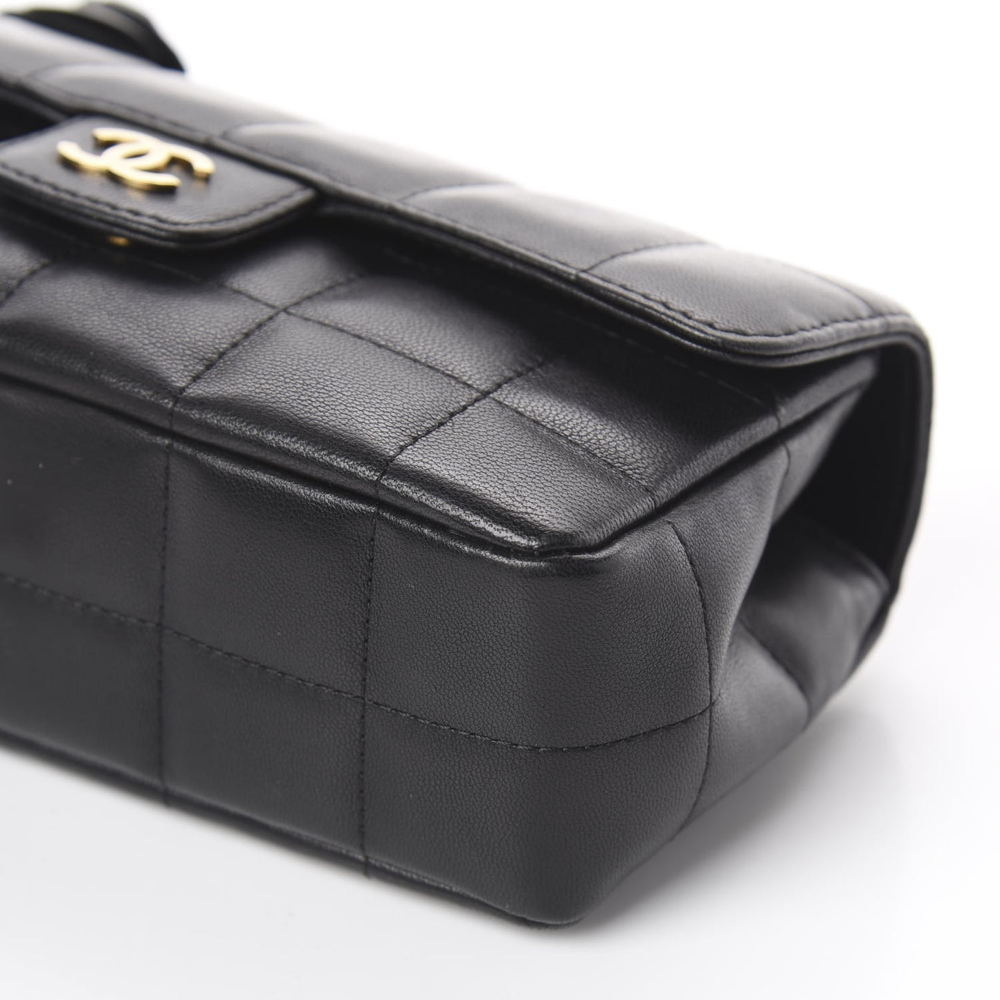 Lambskin Quilted Mini Chocolate Bar Camellia Flap Black