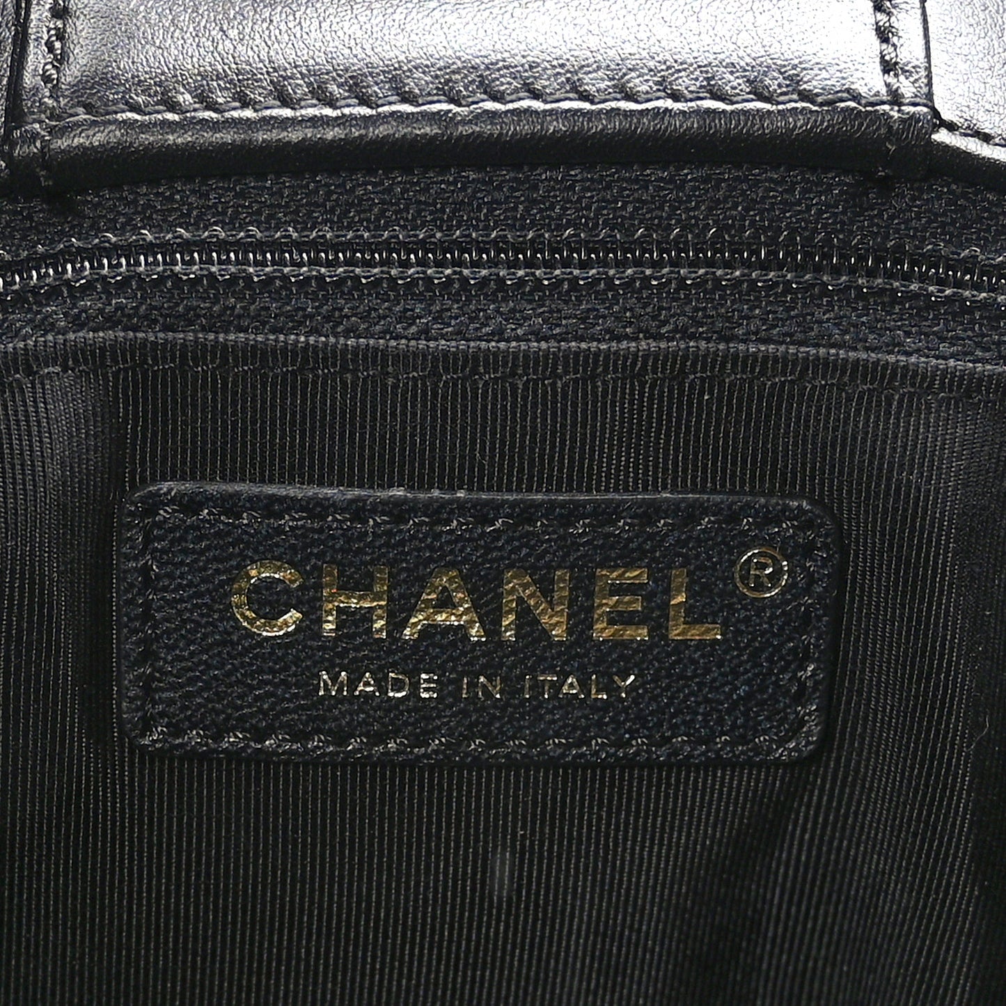 Calfskin Quilted Large Classic Shopping Tote Black