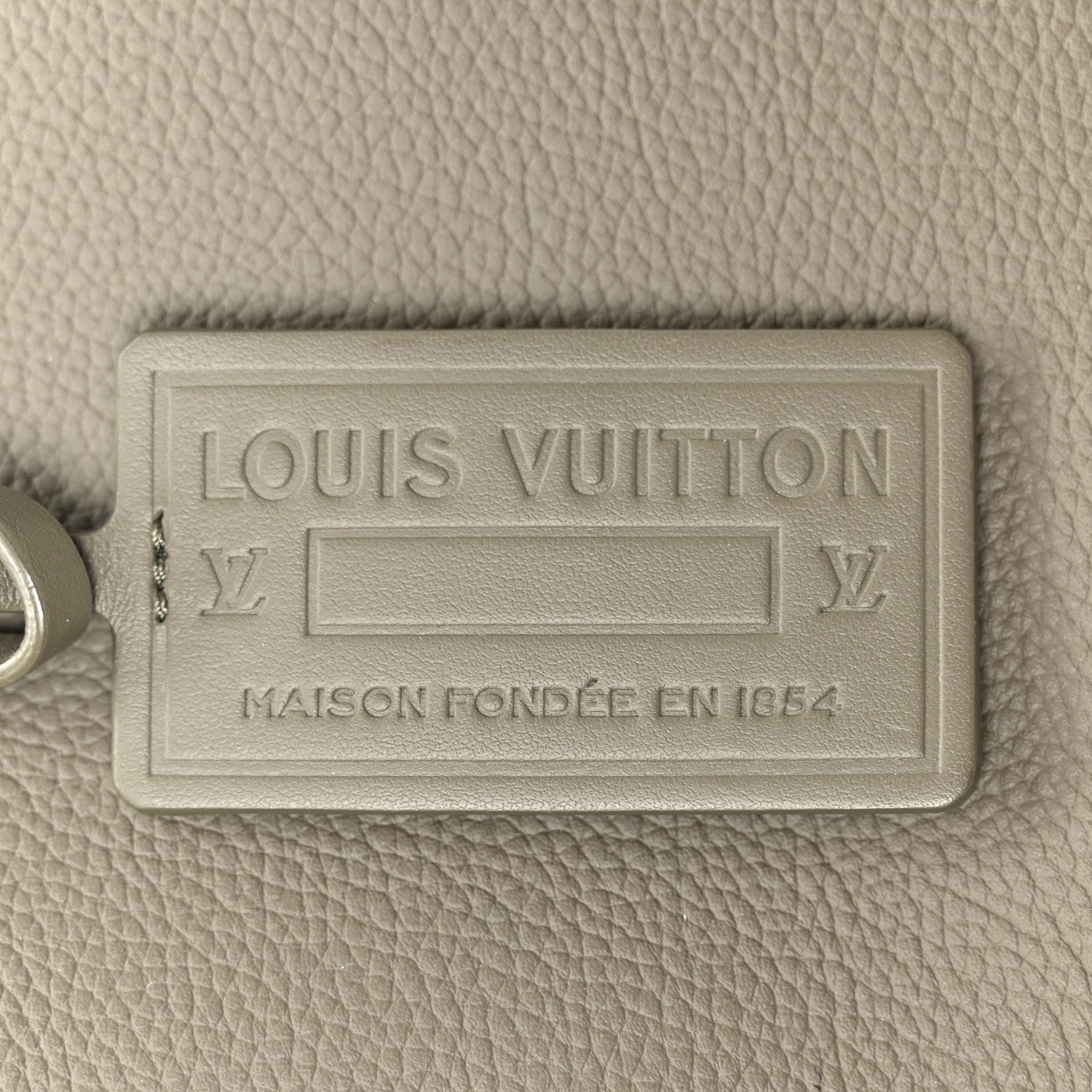 Louis Vuitton Grained Calfskin Aerogram Takeoff Pouch Grey 7 of 8