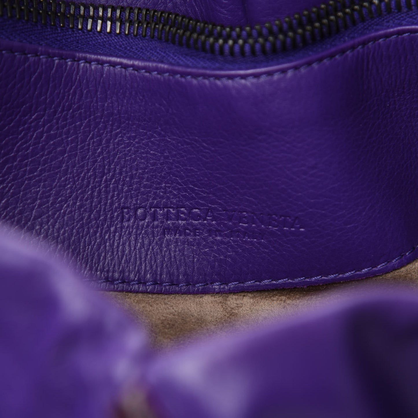 Nappa Intrecciato Ayers Large Hobo Violet