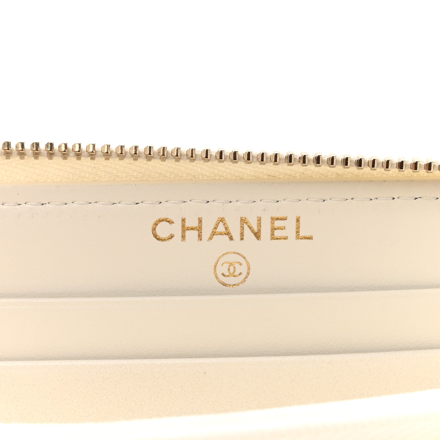Chanel Caviar Quilted CC Medium Zip Around Wallet White 6 of 9