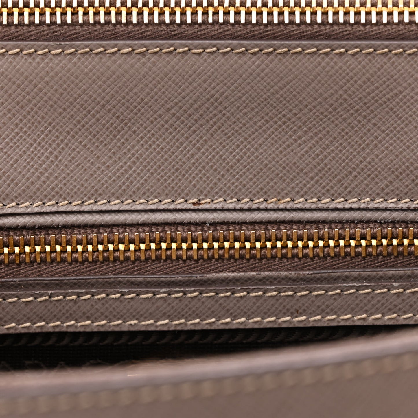 Saffiano Small Galleria Double Zip Tote Argilla