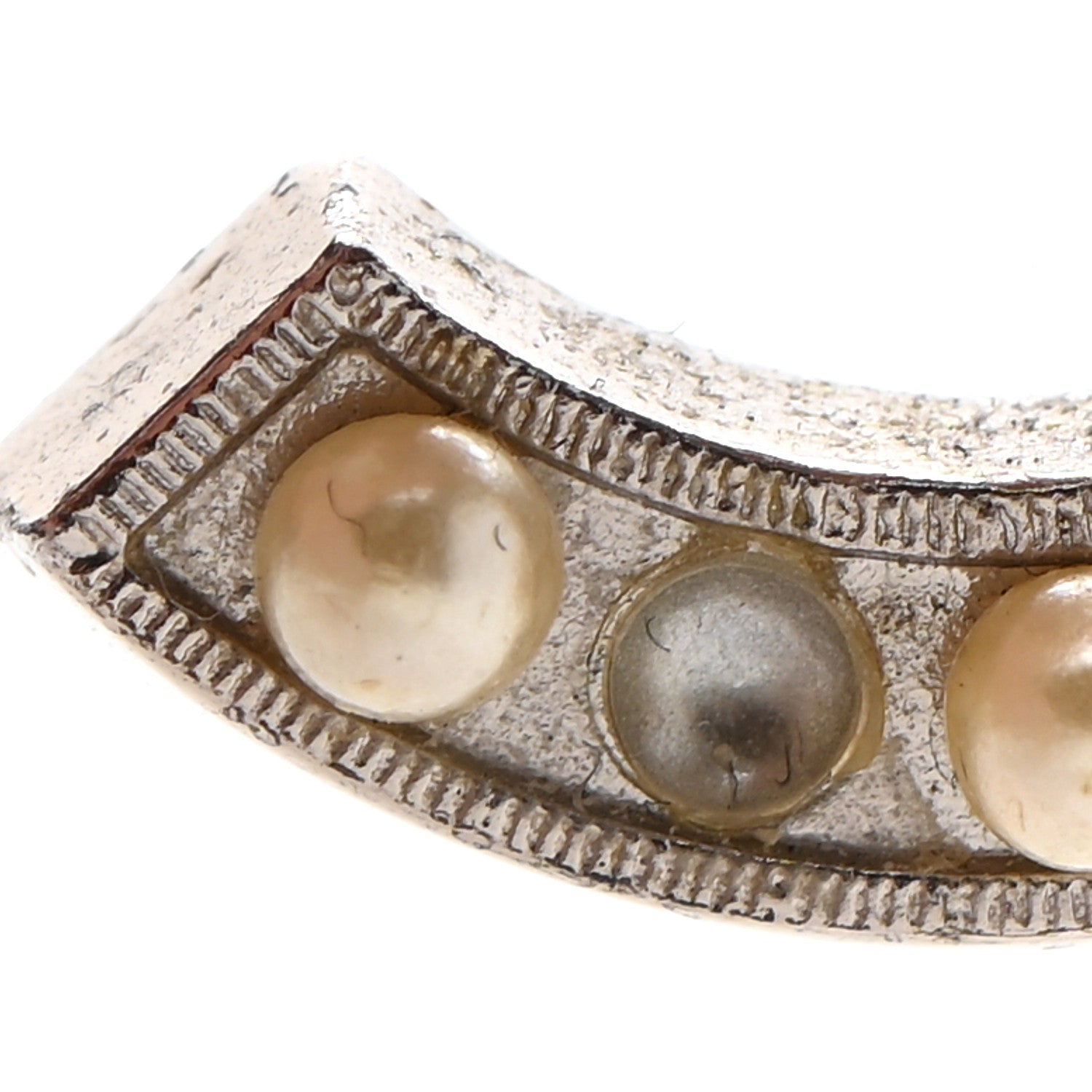 Chanel Pearl CC Brooch 6 of 7