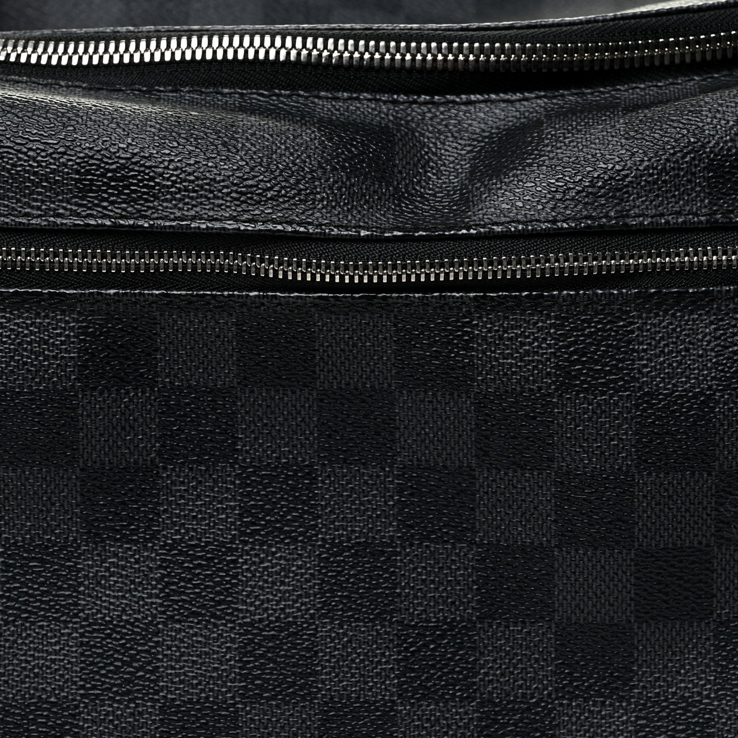 Louis Vuitton Damier Graphite Neo Eole 65 8 of 21