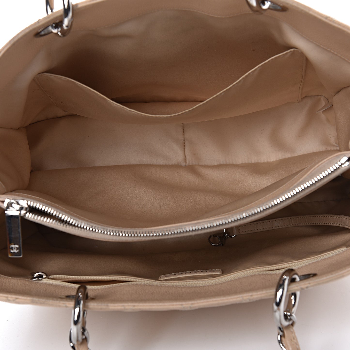 Caviar Quilted Grand Shopping Tote GST Beige Clair