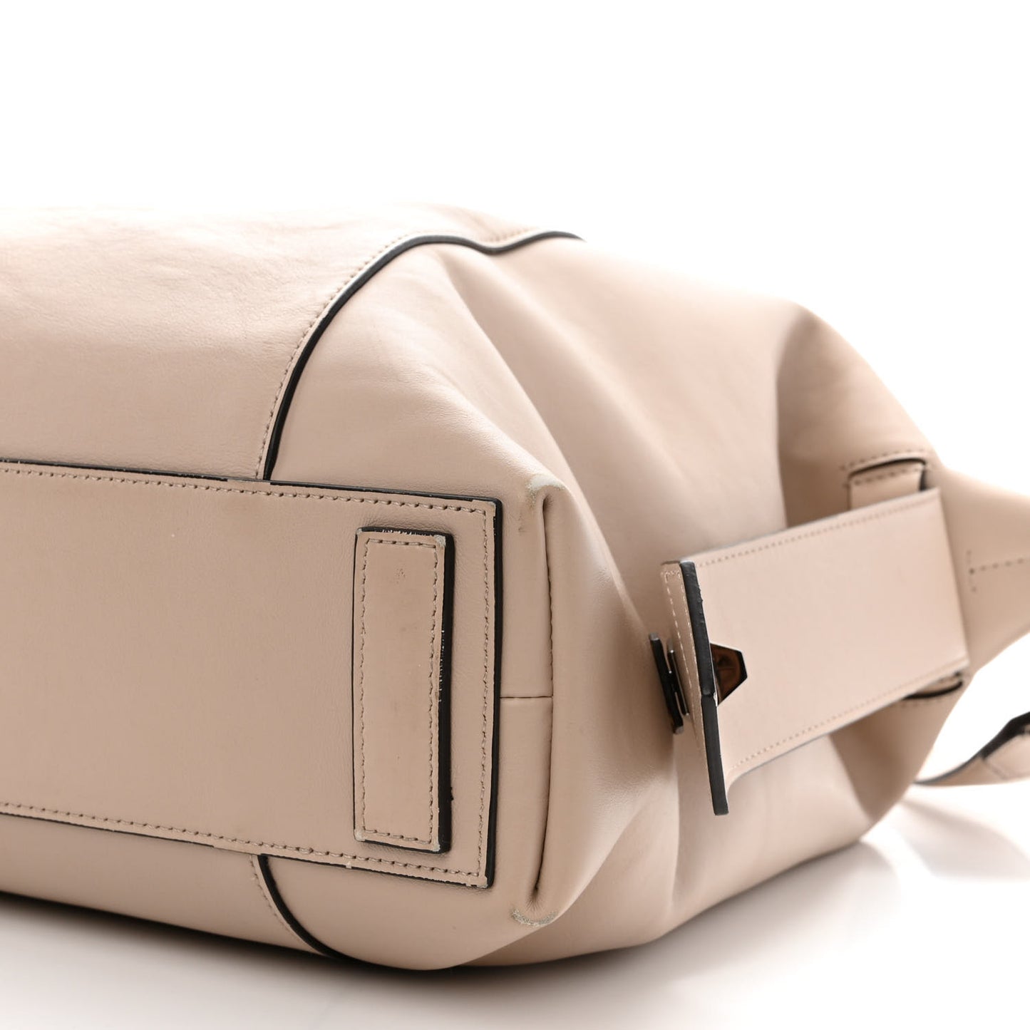 Soft Calfskin Medium Soft Antigona Dune