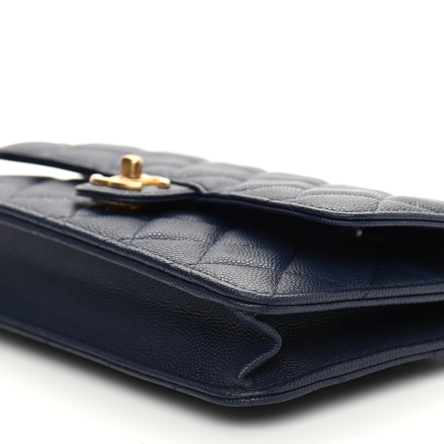 Caviar Quilted Chain Handle Round Wallet On Chain WOC Navy
