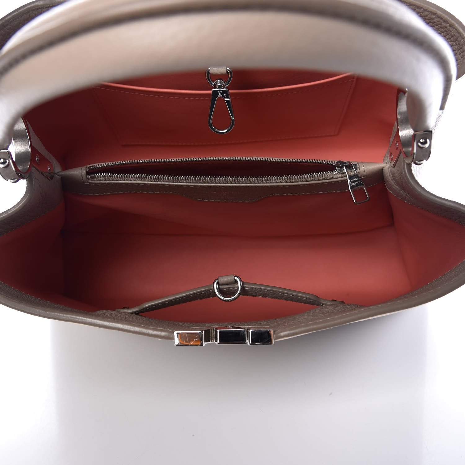 Louis Vuitton Taurillon Capucines MM Galet Coral Pebble 6 of 10