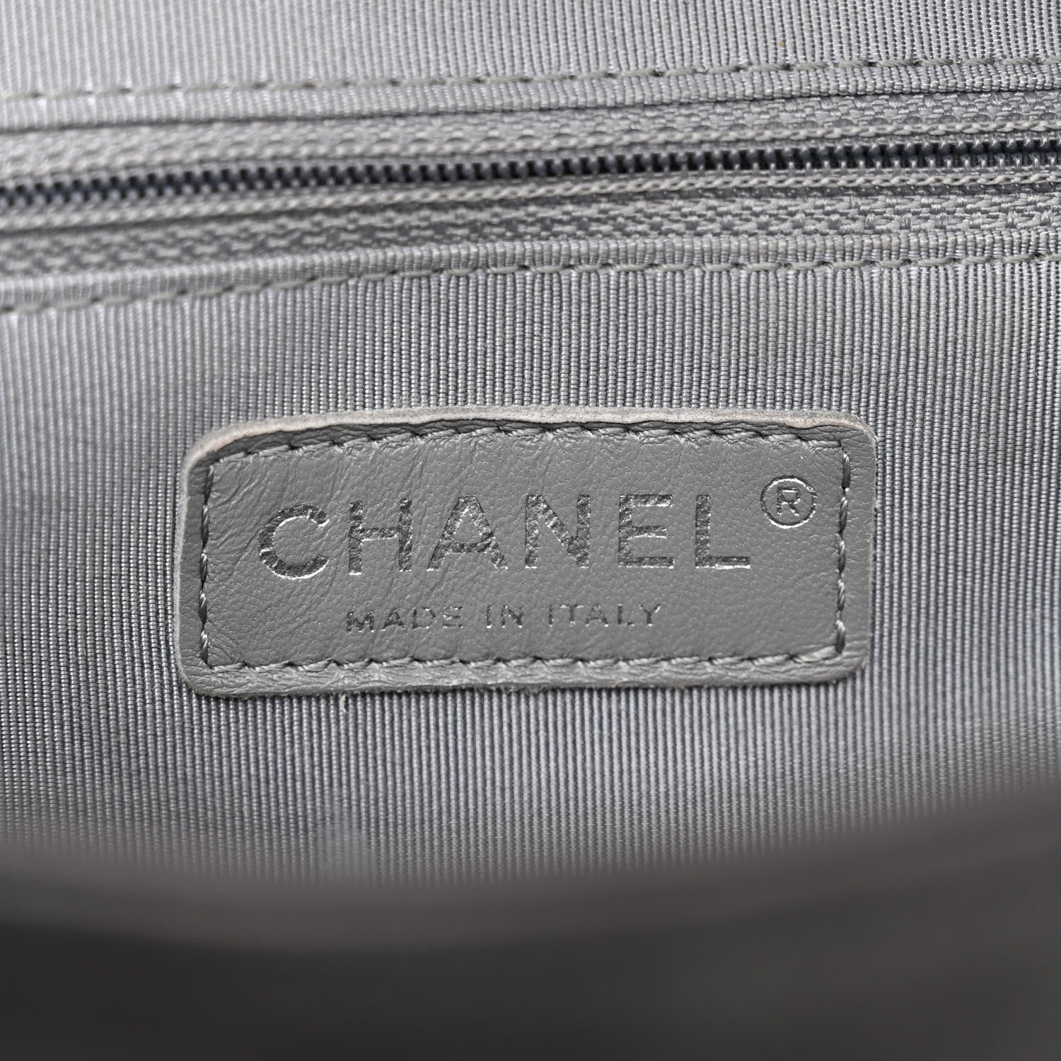Chanel Washed Lambskin Quilted Medium Chain Around Messenger Black 6 of 11