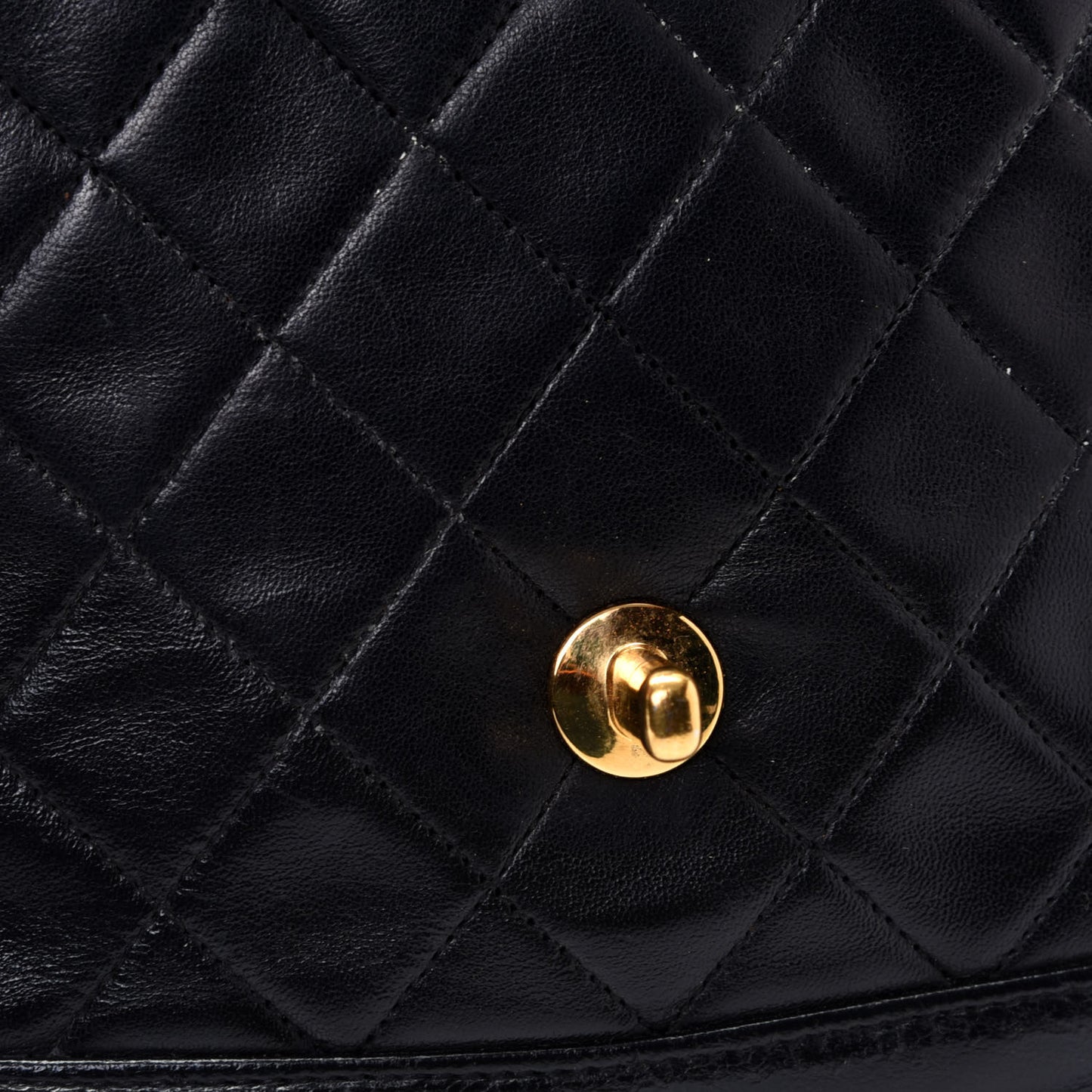 Lambskin Quilted Medium Single Flap Black