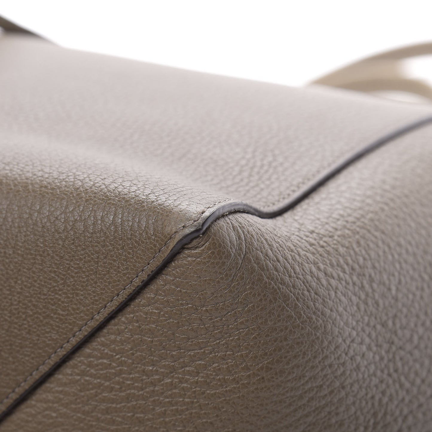 Soft Grained Calfskin Medium Belt Cabas Phantom Souris