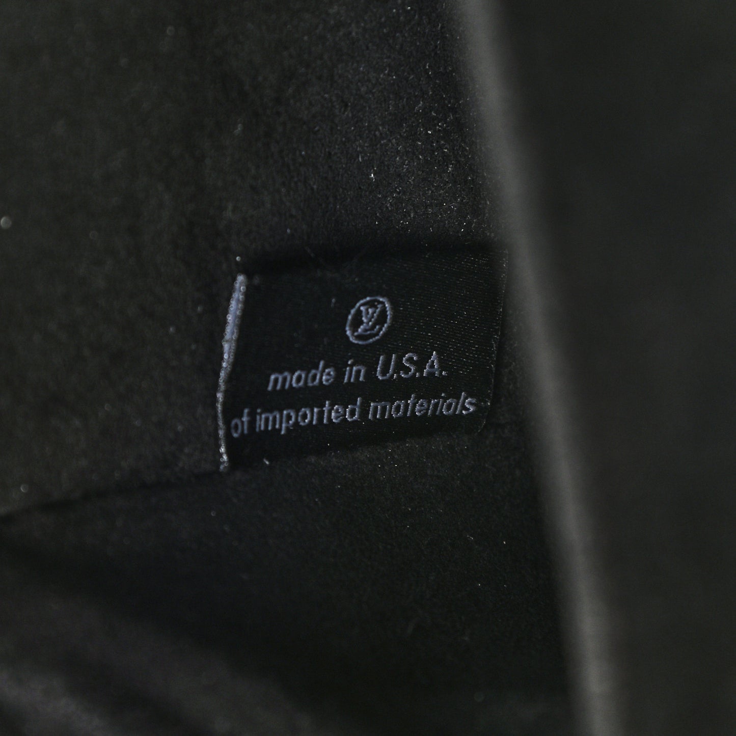 Reverse Monogram Pochette Metis