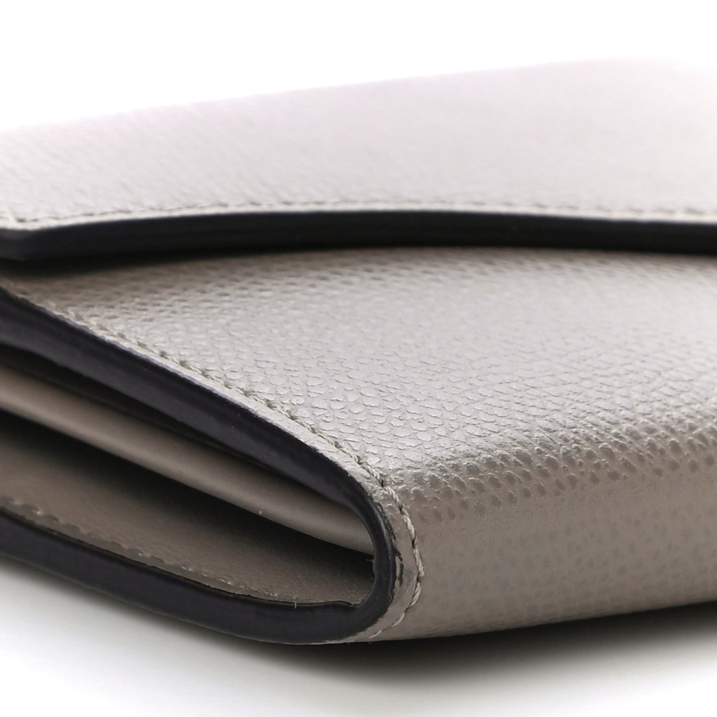 Vitello Cruise F is Fendi Continental Envelope Wallet on Chain Tortora