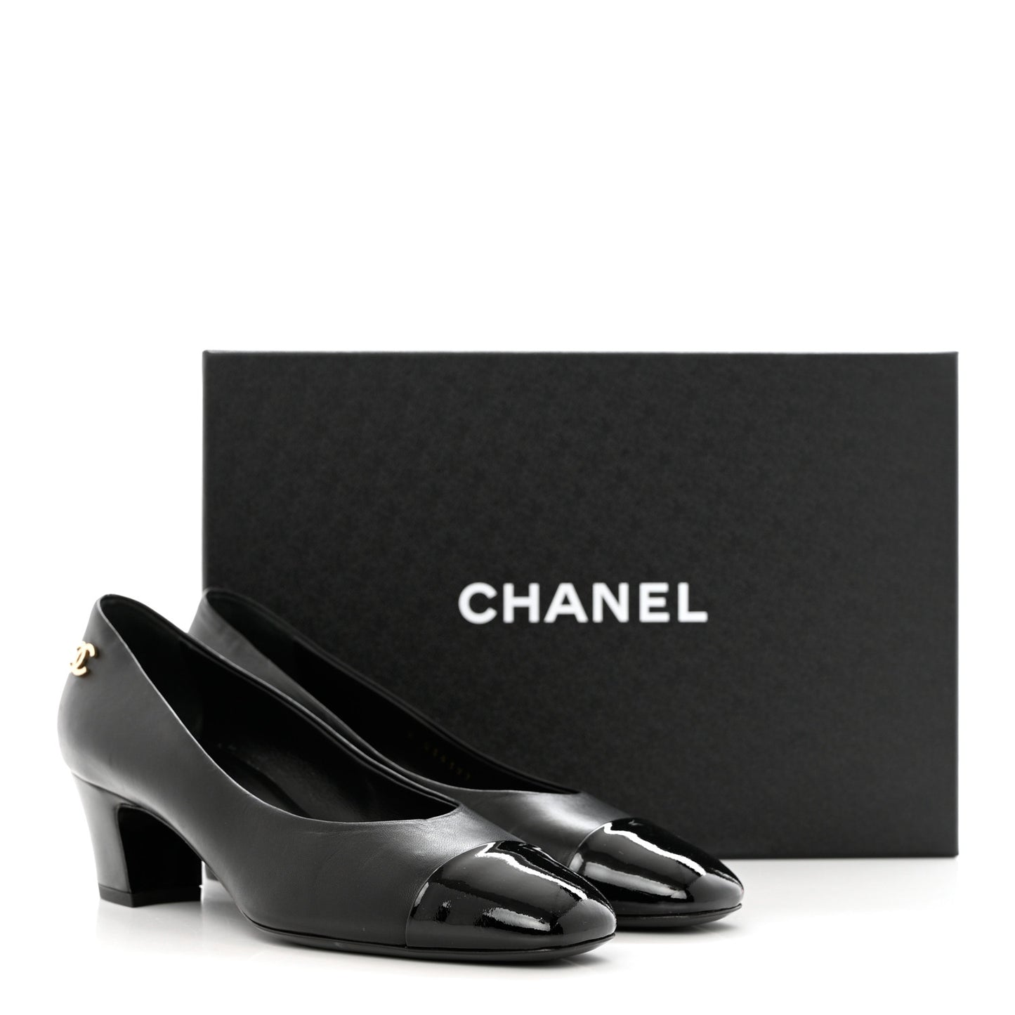 Lambskin Patent Calfskin Cap Toe CC Pumps 38 Black