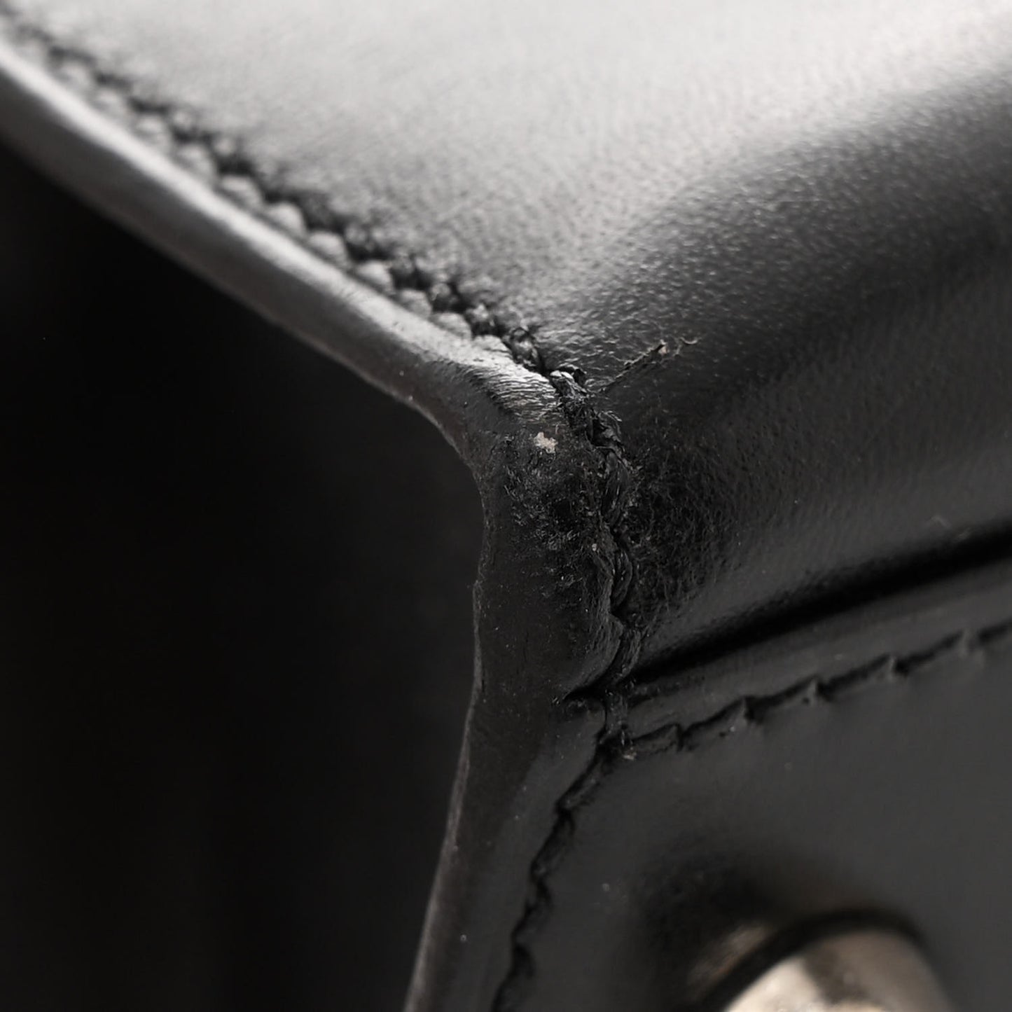 Box Kelly Sellier 28 Black