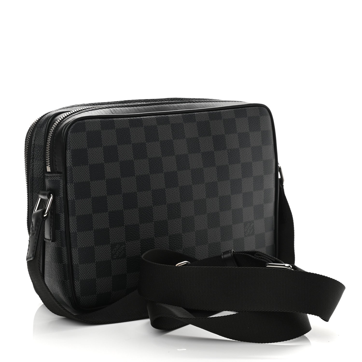 Louis Vuitton Damier Graphite Messenger 2 of 11