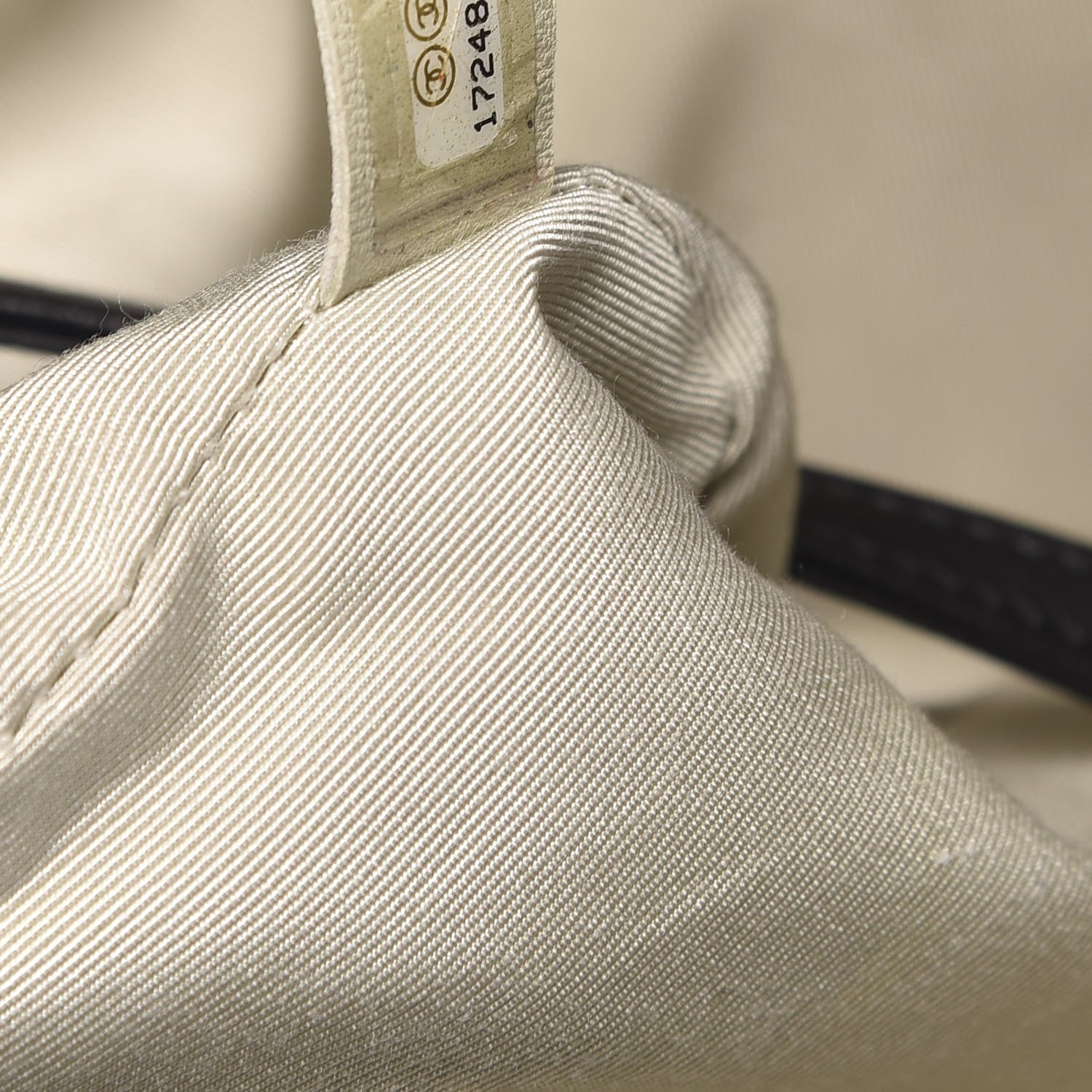 Chanel Washed Lambskin Quilted Maxi Chain Around Flap Black 7 of 11