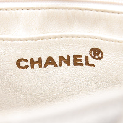 Chanel Caviar Quilted Shoulder Bag White 6 of 20