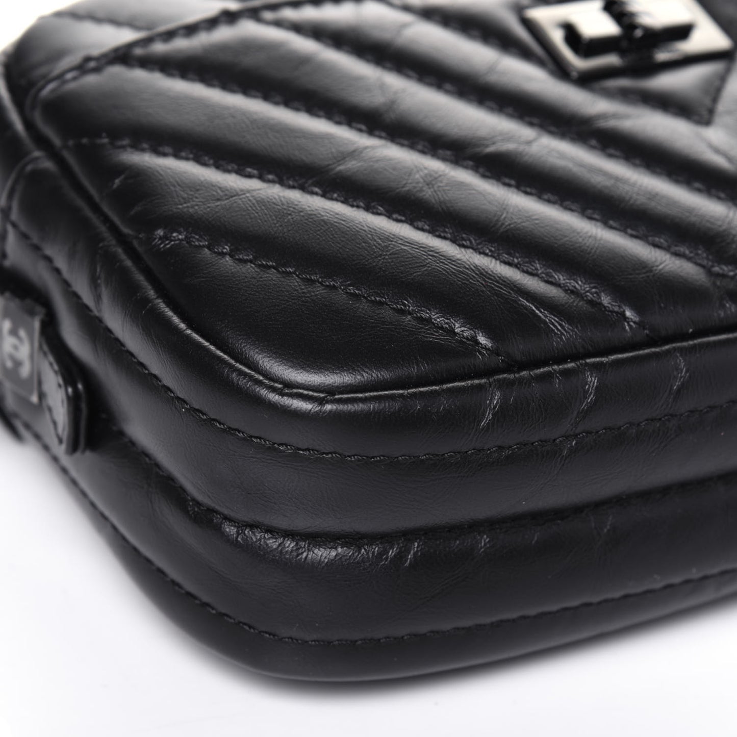 Aged Calfskin Chevron Mini Reissue Camera Case So Black