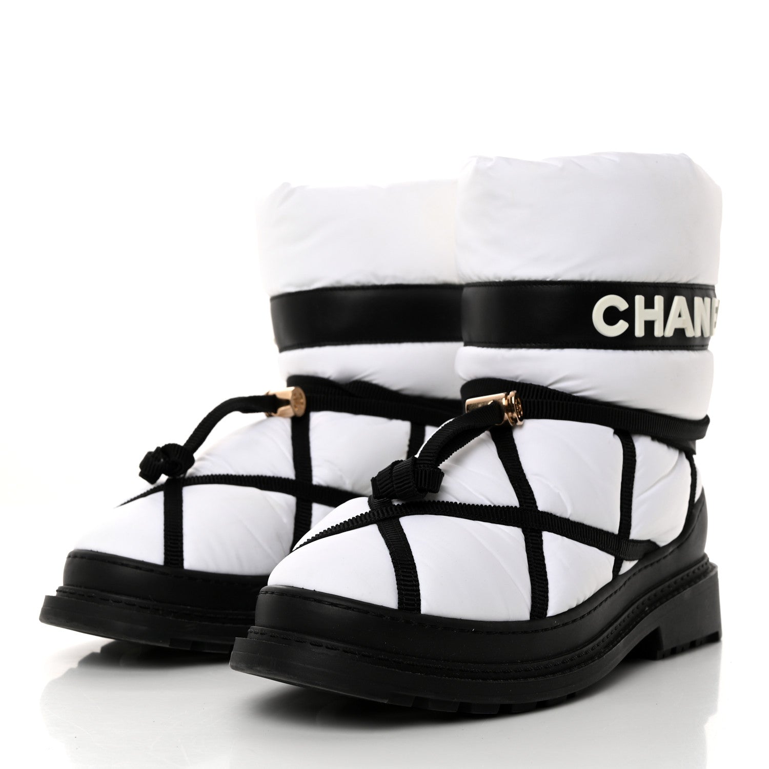 Chanel Calfskin Nylon Grosgrain CC Ankle Snow Boots 39 White Black 3 of 10