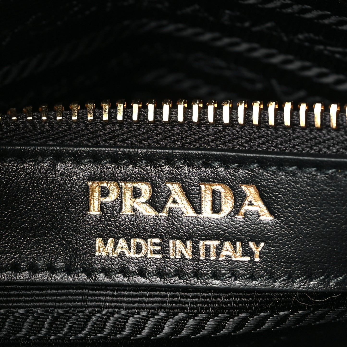 Vitello Satchel Black