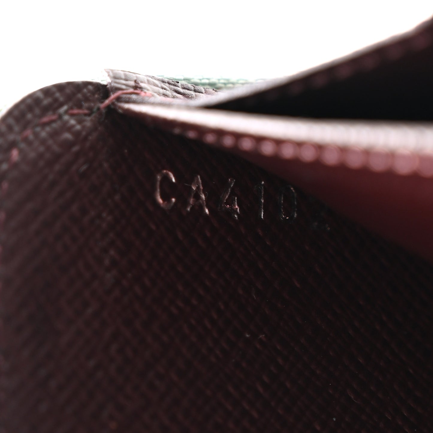 Electric Epi Zippy Wallet Amande