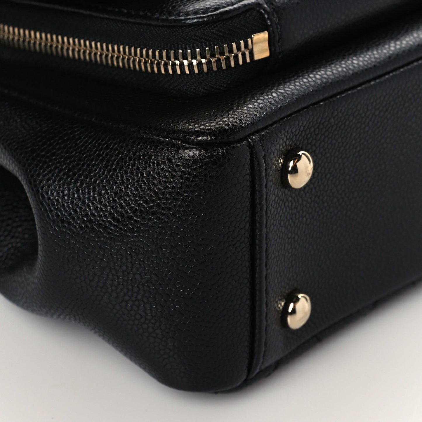 Caviar Quilted Small Business Affinity Flap Black