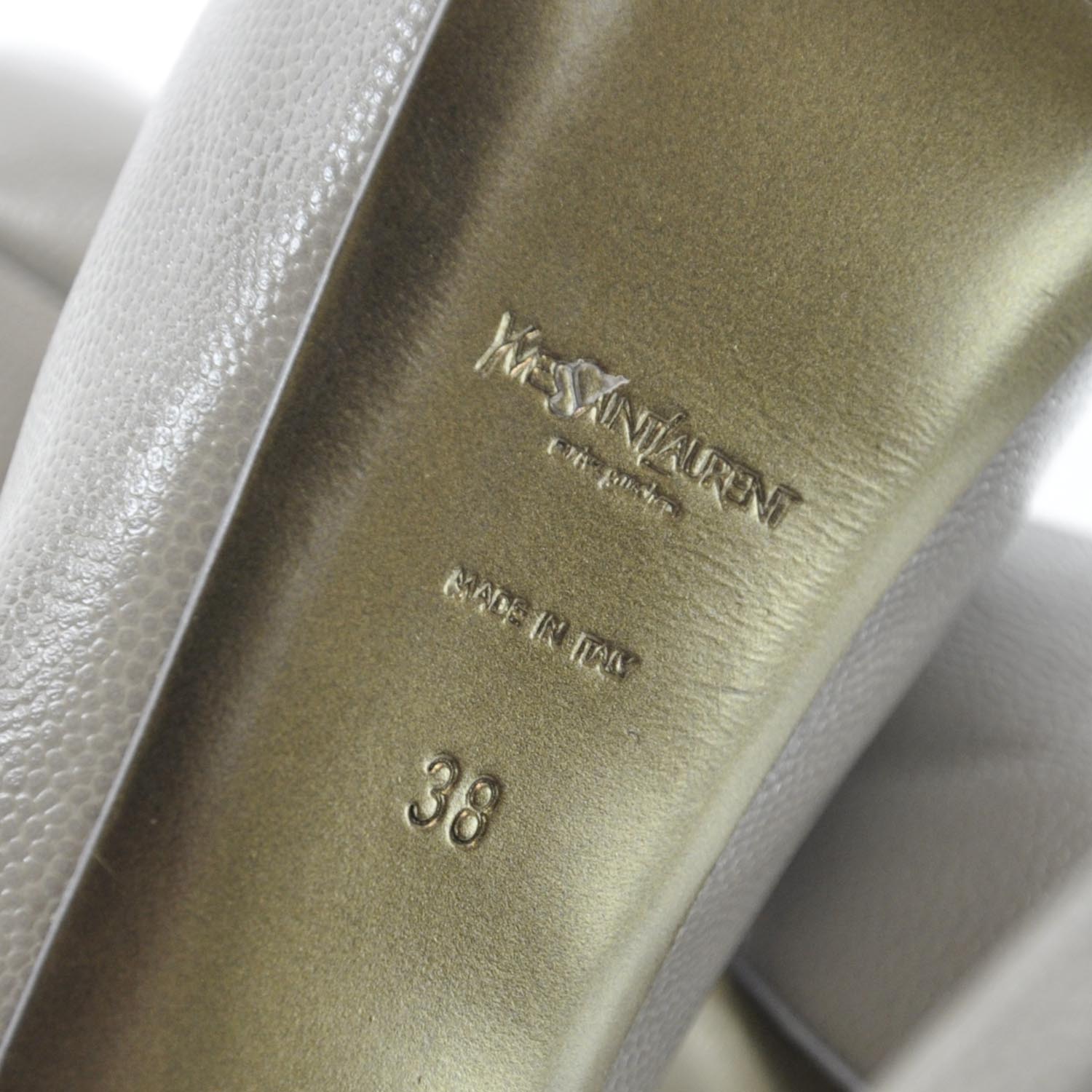 Saint Laurent Tribtoo Pumps 38 8 of 8