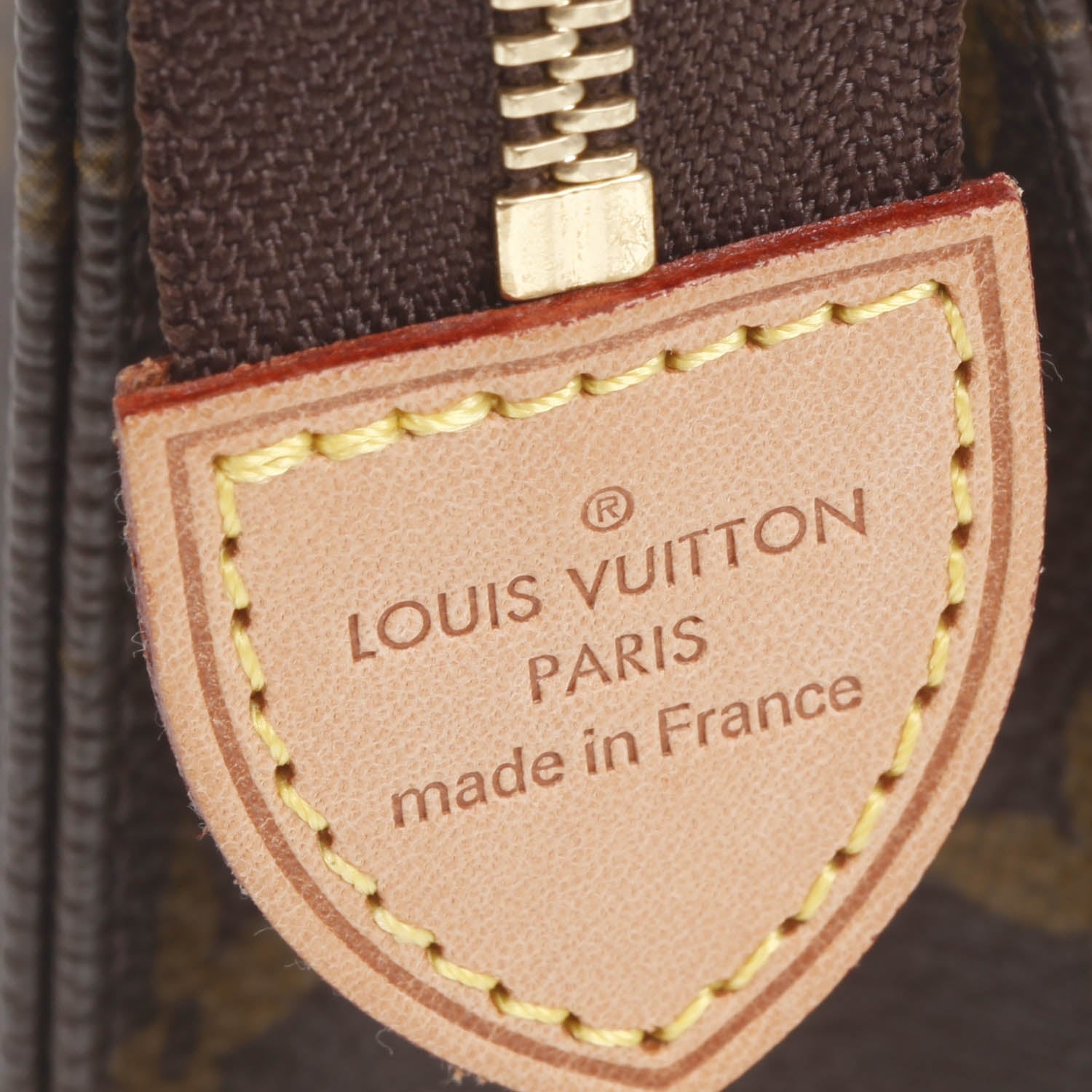 Louis Vuitton Monogram Toiletry Pouch 19 5 of 9