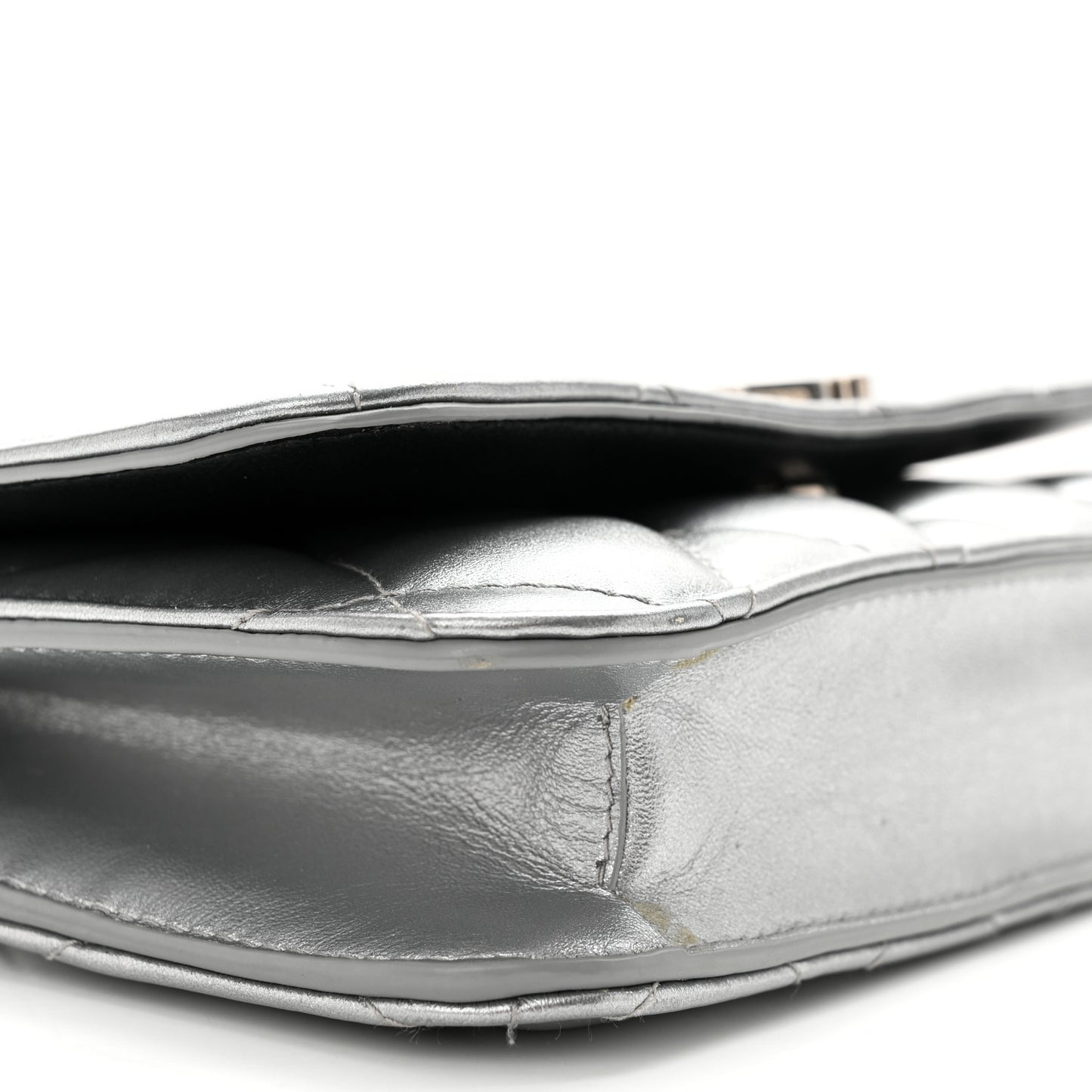 Metallic Calfskin Quilted Touch B Wallet On Chain Silver