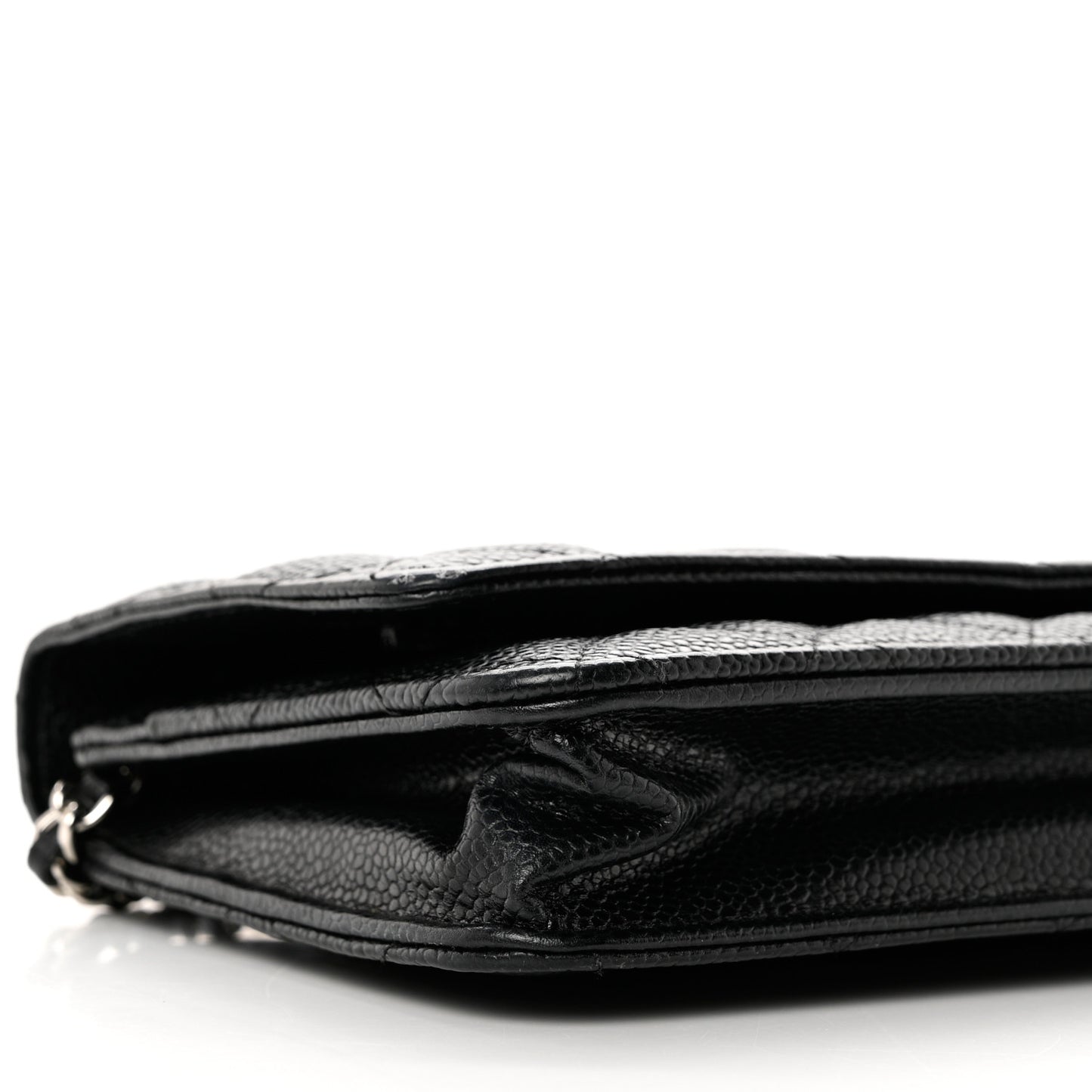 Caviar Quilted Wallet on Chain WOC Black