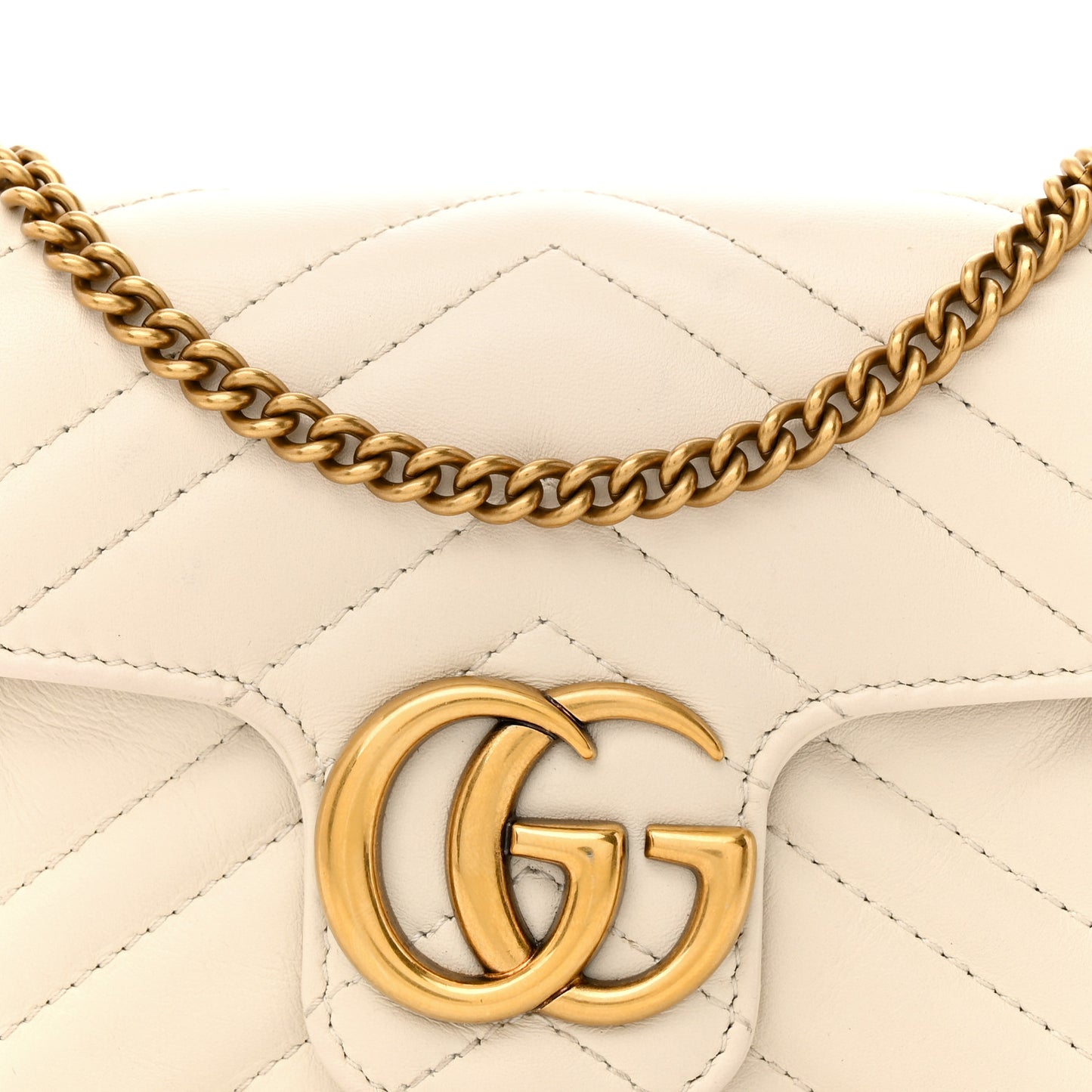 Calfskin Matelasse Super Mini GG Marmont Shoulder Bag White
