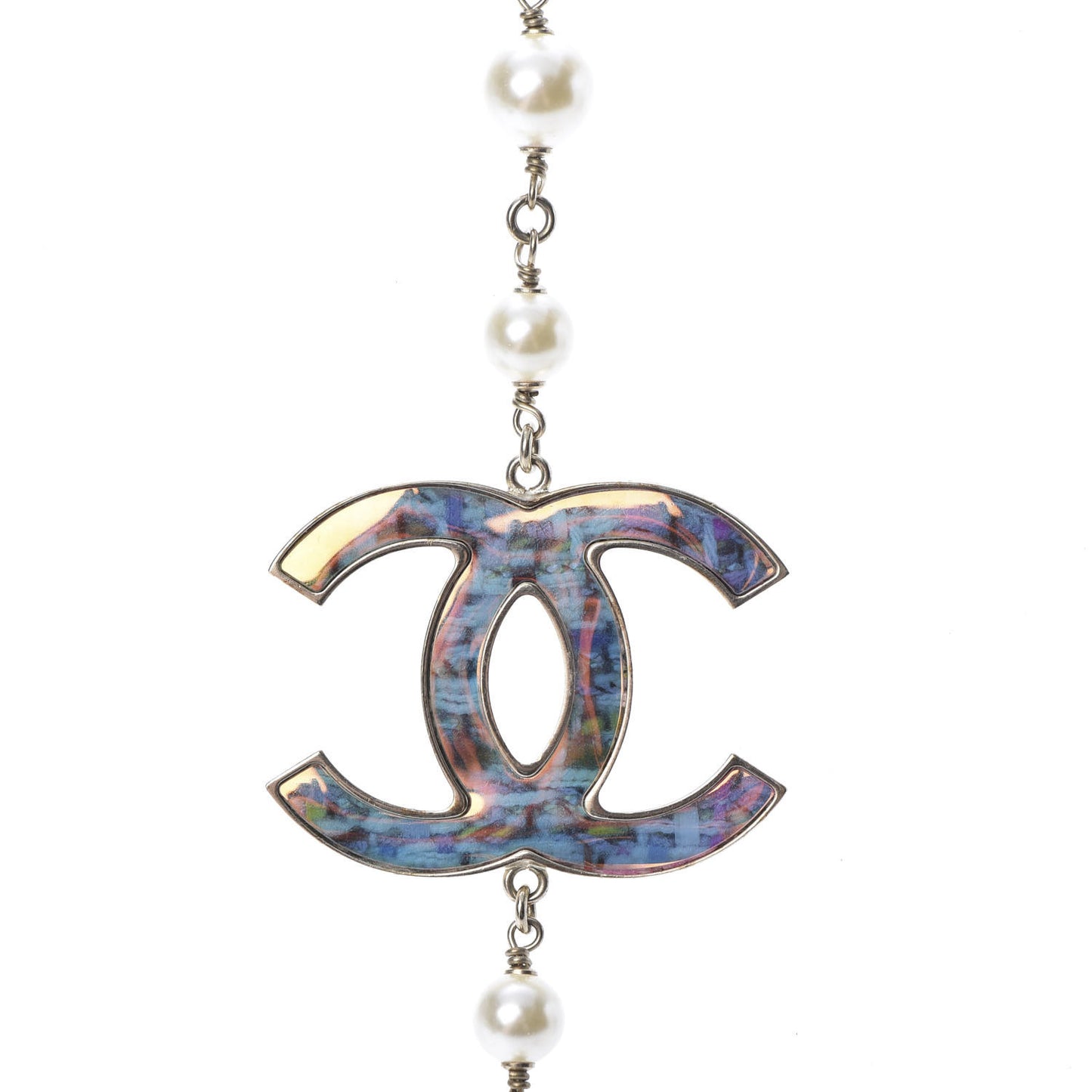 Graduated Pearl Resin CC Necklace