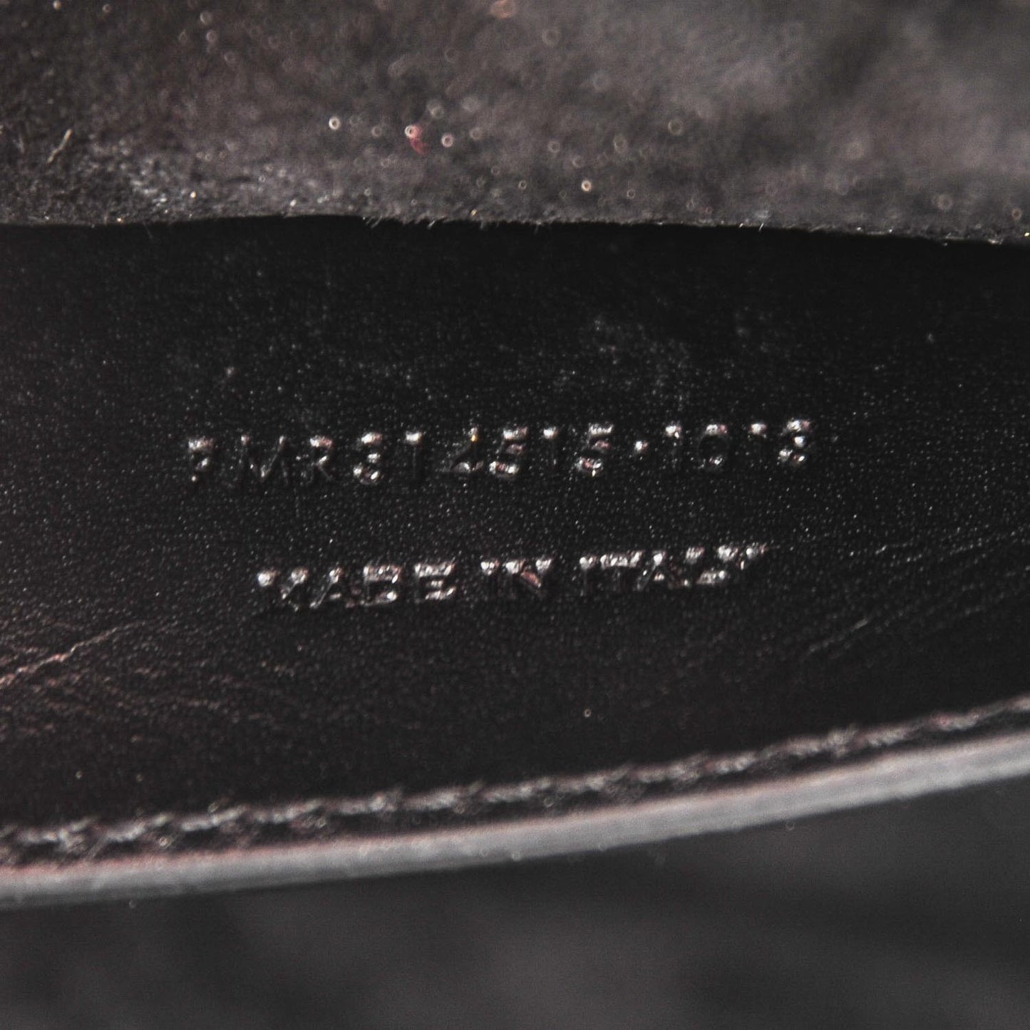 Calfskin Classic Medium Betty Black