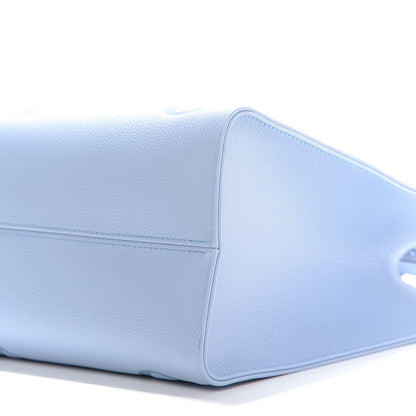 Louis Vuitton Empreinte Monogram Giant By The Pool Onthego MM Summer Blue 8 of 10