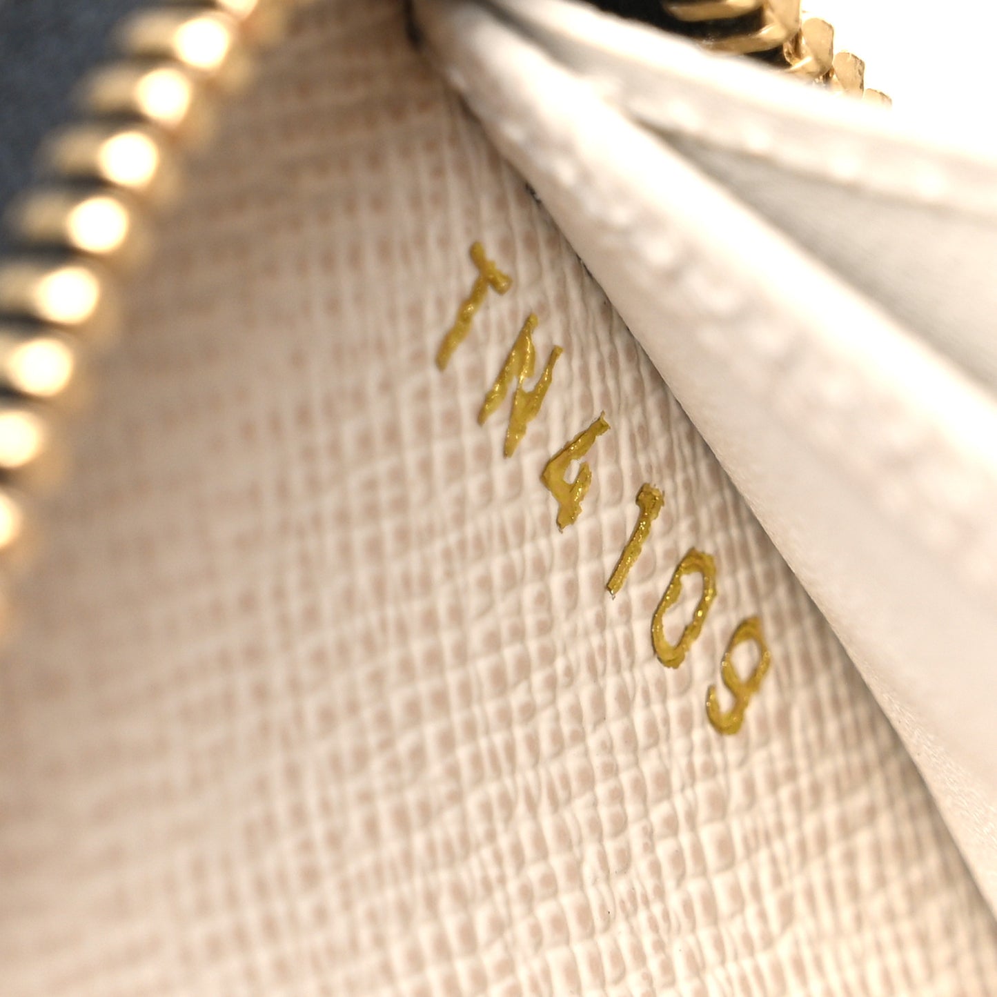 Monogram Giant Jungle Zippy Coin Purse Ivory