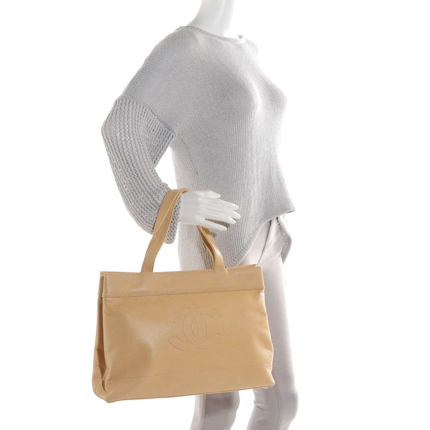 Chanel Caviar CC Shoulder Bag Beige 2 of 7