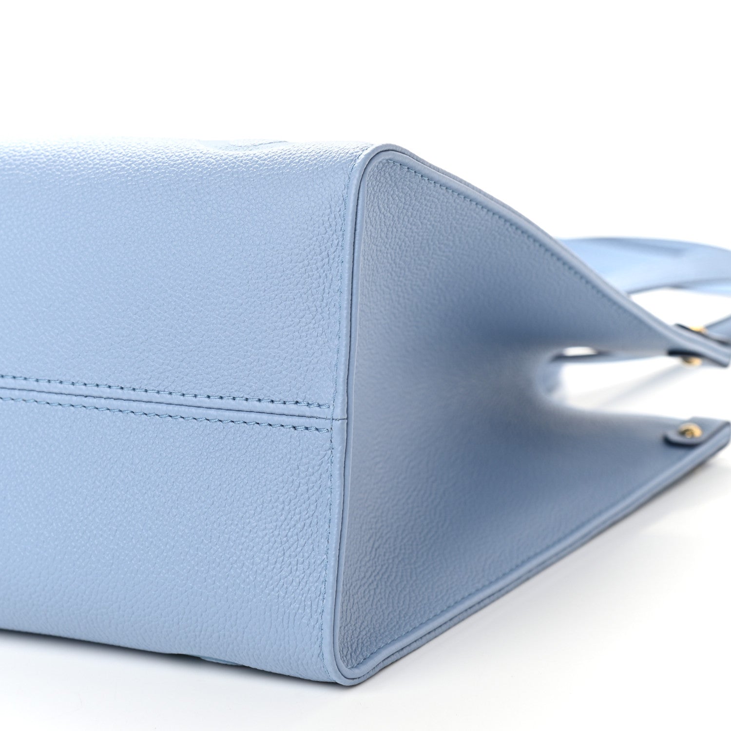 Louis Vuitton Empreinte Monogram Giant By The Pool Onthego MM Summer Blue 8 of 8