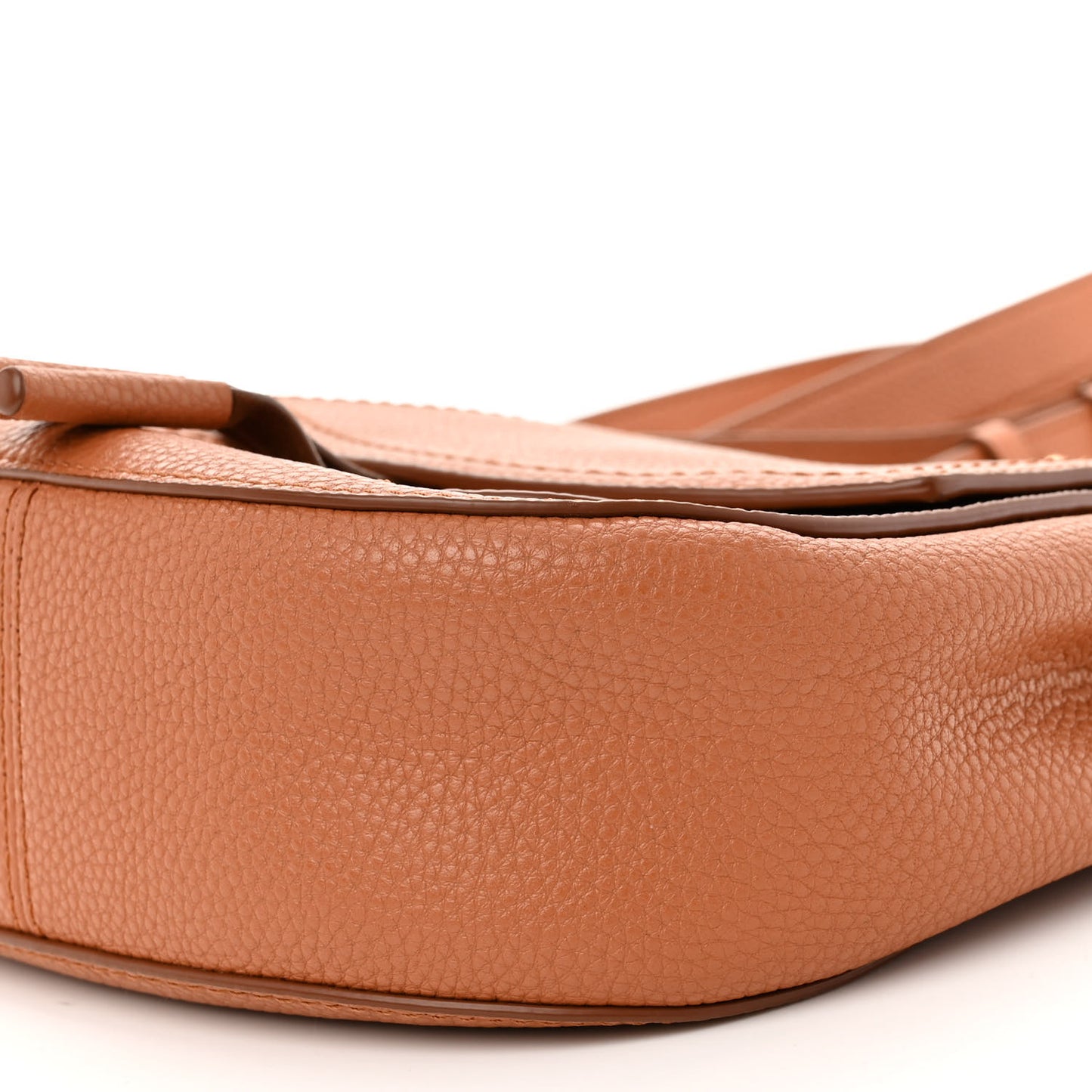 Pebbled Calfskin Maverick Saddle Bag Smoked Almond