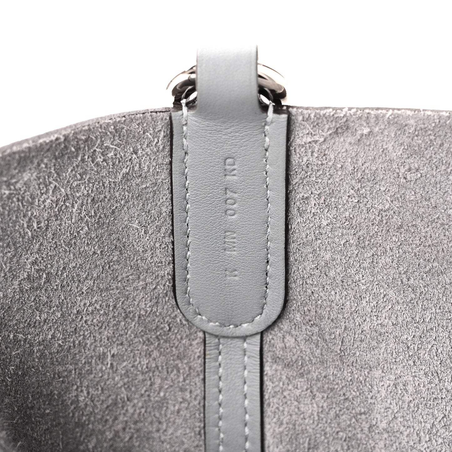 Taurillon Clemence Swift In-The-Loop 18 Bag Gris Pantin