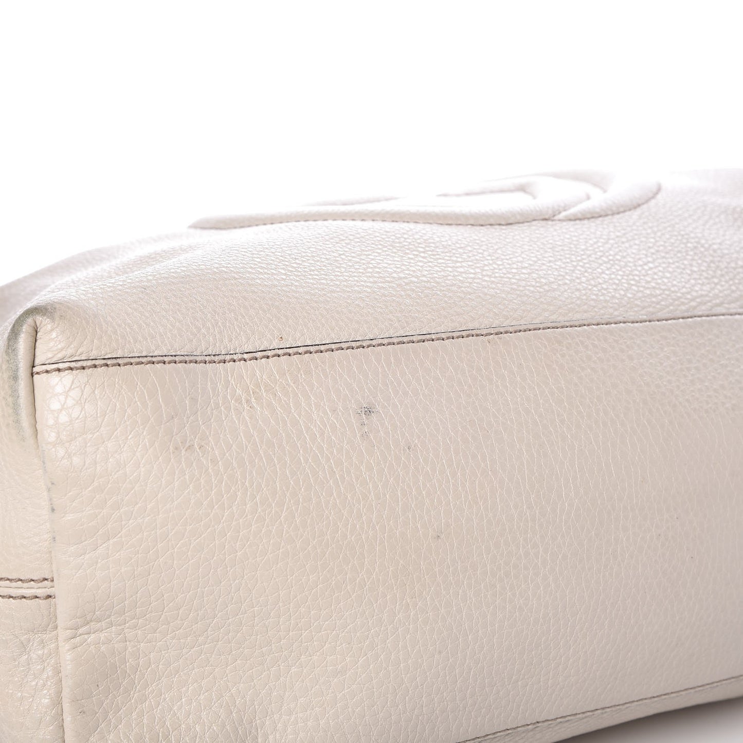 Pebbled Calfskin Medium Soho Chain Shoulder Bag Off White